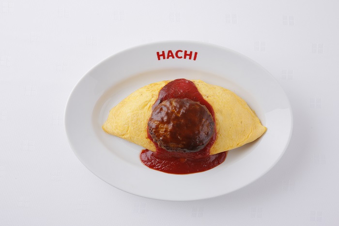 『MAGO HACHI KITCHEN』の「HACHIのハンバーグのせトマトオムライス」
