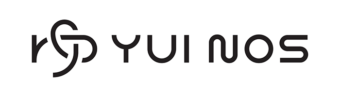 「YUI NOS」ロゴ