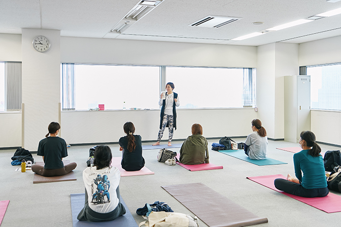 ヨガ体験の様子