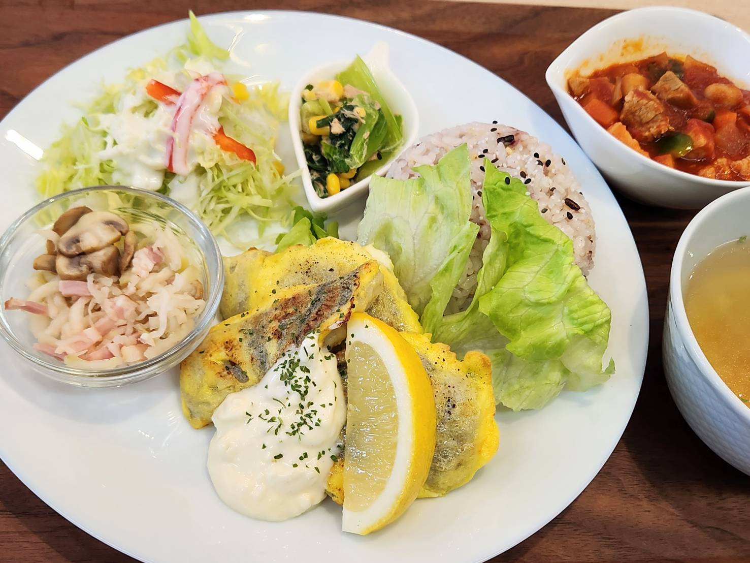 「くわの木カフェ」