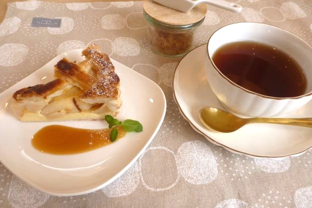 「くわの木カフェ」