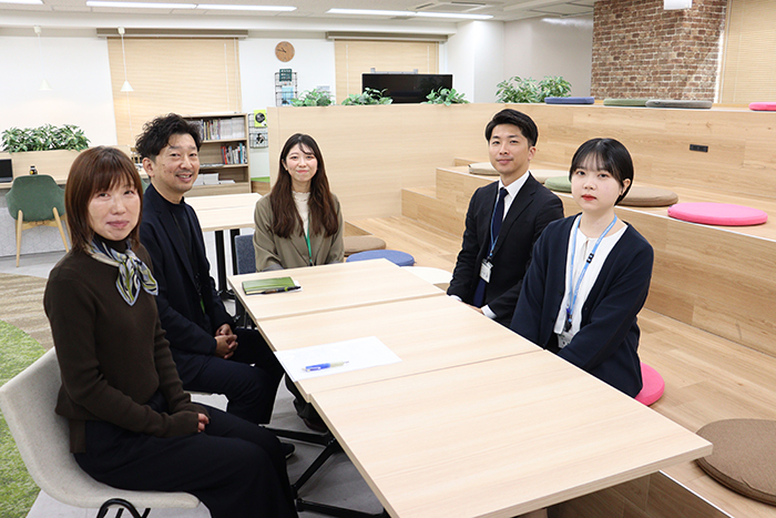 座談会イメージ09