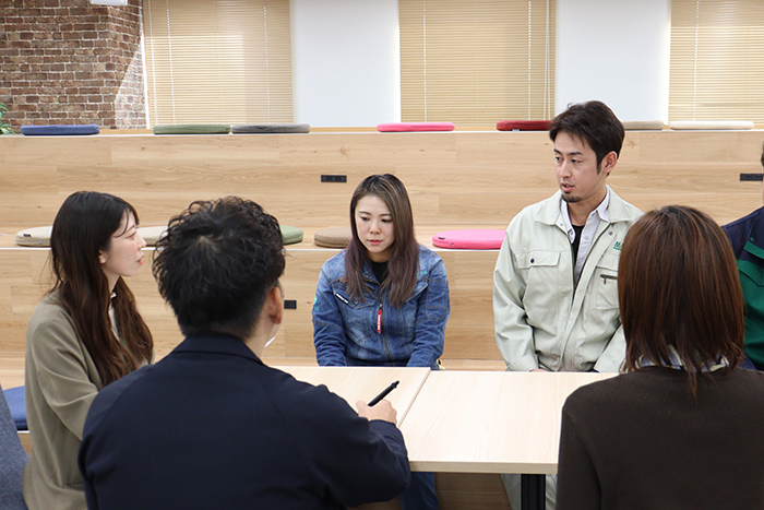 座談会イメージ10