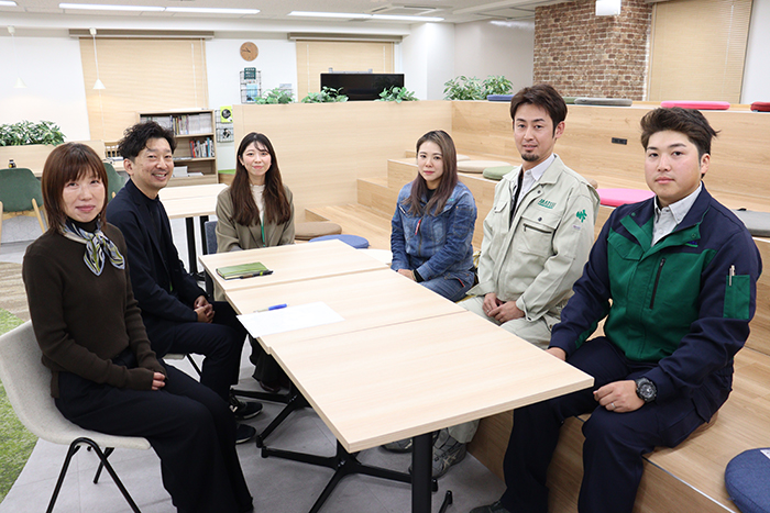 座談会イメージ13